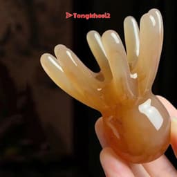 Cây massage da đầu hình bạch tuộc giúp thư giãn và kích thích tuần hoàn máu hiệu quả. 4