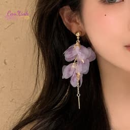 Bông Tai Tua Rua Dài Phối Cánh Hoa Lụa Mềm Mại Style Hàn Quốc Sang Chảnh 2