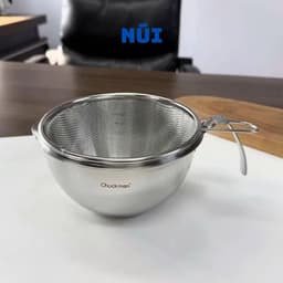 Ca Đong Rót Kèm Giỏ Lọc CHOCKMEN 15cm Inox 18/10 Dung tích 0.8L – Ca Lọc Cua, Lọc Dầu Đong Nguyên Liệu - C1016 7