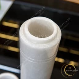 Lọ đựng nhang có nắp bằng đá trắng non nước tự nhiên nguyên khối  2