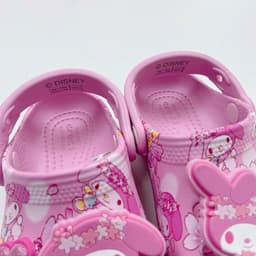 Dép sục melody clod hồng đủ size cho mẹ bé từ 23 - 39 kèm sticker độc đáo 3