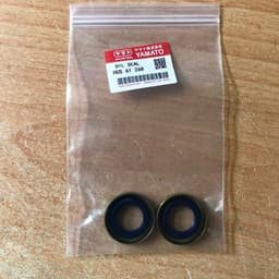 Phớt chặn dầu máy cưa xích HUSQVARNA 61 66 266 268 272  Kích thước : 26 x 15 x 6mm 4