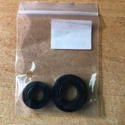 Phớt chặn dầu máy cưa xích HUSQVARNA 61 66 266 268 272  Kích thước : 26 x 15 x 6mm 5