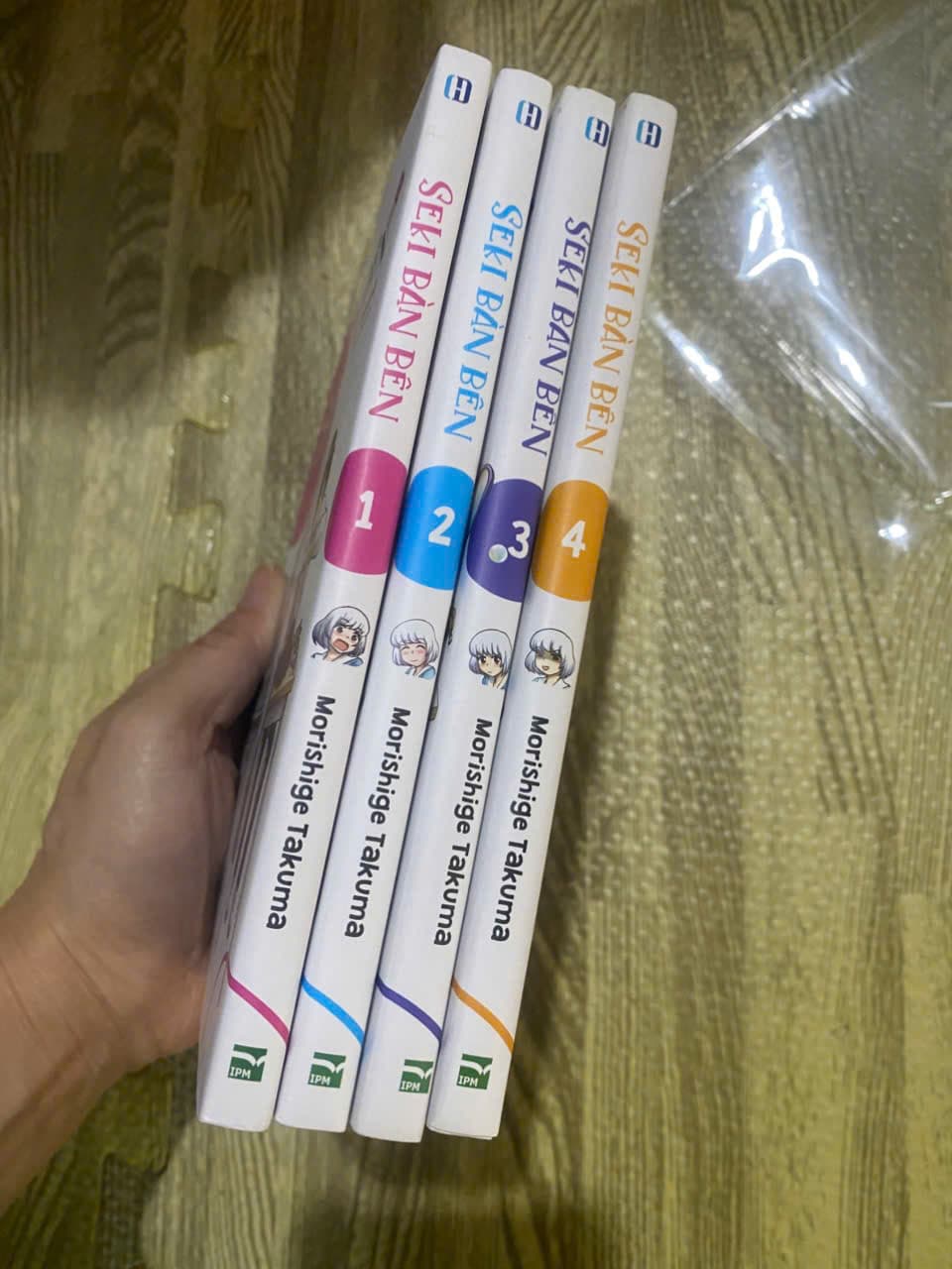 Bộ 4q vở tranhvở Seki Bàn Bên tập 1-4