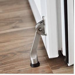 Cửa chặn cửa bằng kim loại với chân đế cao su 7