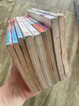 Set 9q vở tranh: cơn lốc, cô bé ninja, cô nàng đỏm dáng, cô láng giềng 2