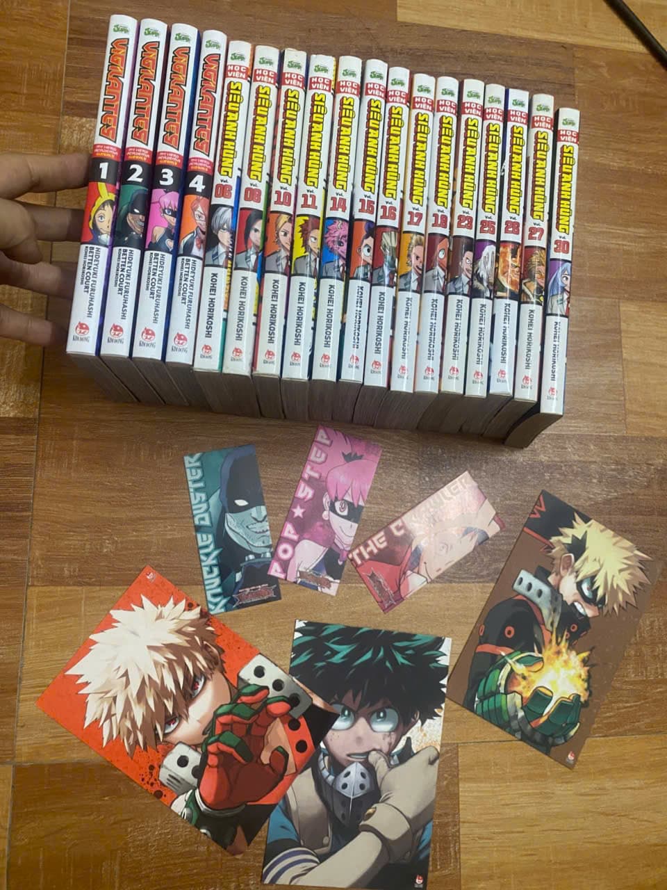 (+poster) Combo 18q vở  Học Viện Siêu Anh Hùng mha My Hero Academia+ngoại tr Vigilantes+ poster