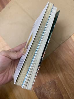 Combo 2q vở  Vua côn trùng tập 6,8 3