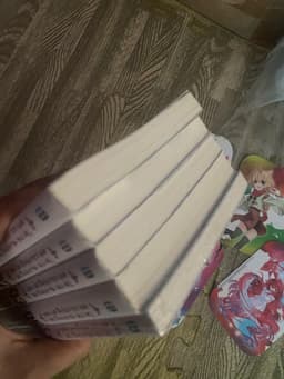 Bộ vở sukasuka Tận Thế Nếu Không Bận Anh Cứu Chúng Em Nhé kèm phụ kiện 2
