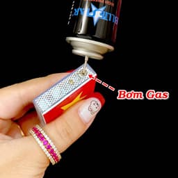 HCM Bật Lửa Khè Xài Gas Chủ Đề Việt Nam Lộ Thiên Có Đèn Led Nhấp Nháy Đẹp Lạ 6