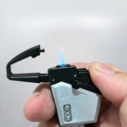 HCM Bật Lửa Khè Xài Gas Hình Cưa Xích Mini Sáng Tạo - Độc Lạ 1
