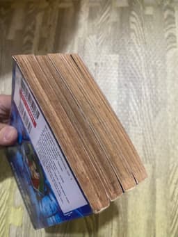 Bộ 4q vở   Hòn đá thánh 5
