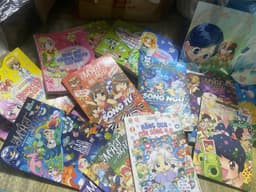 Combo 16q vở lớp học mật ngữ + candy book kèm phụ kiện 1