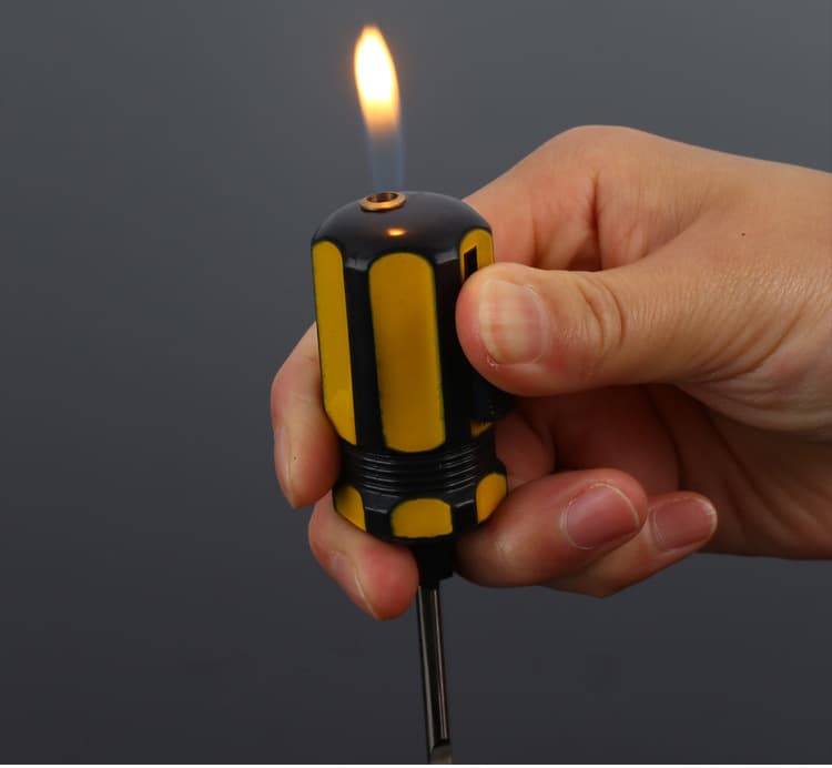HCM Bật Lửa Xài Gas Hình Cái Tua Vít Sáng Tạo - Độc Lạ