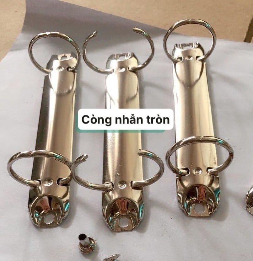 (lỗ 3cm) Combo 10c Kẹp còng giữ giấy 2 nhẫn chữ o - Khoá kẹp Gáy sổ còng - Kẹp giấy bảng quảng cáo, thông báo bầu cử, kế hoạch ....