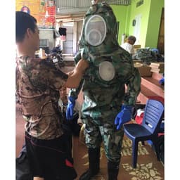Bộ quần áo bắt ong rừng loại rằn ri chất cao su non liền ủng và găng tay hàng cao cấp chất dày dặn an toàn tuyệt đối 5