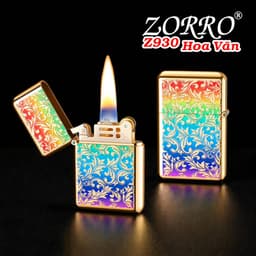 bật lửa xăng đá zorro Z930 hình hoa văn sơn màu dập nổi 2 mặt - xài gas 2