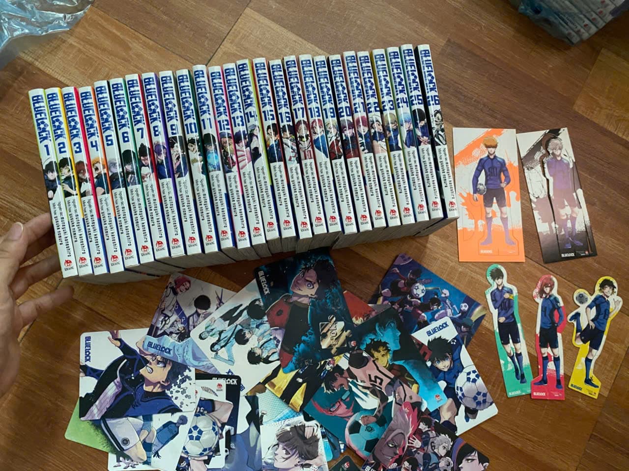 (+poster) Bộ 26q vở Blue Lock Bluelock T1-26 full card + 5 standee+poster
